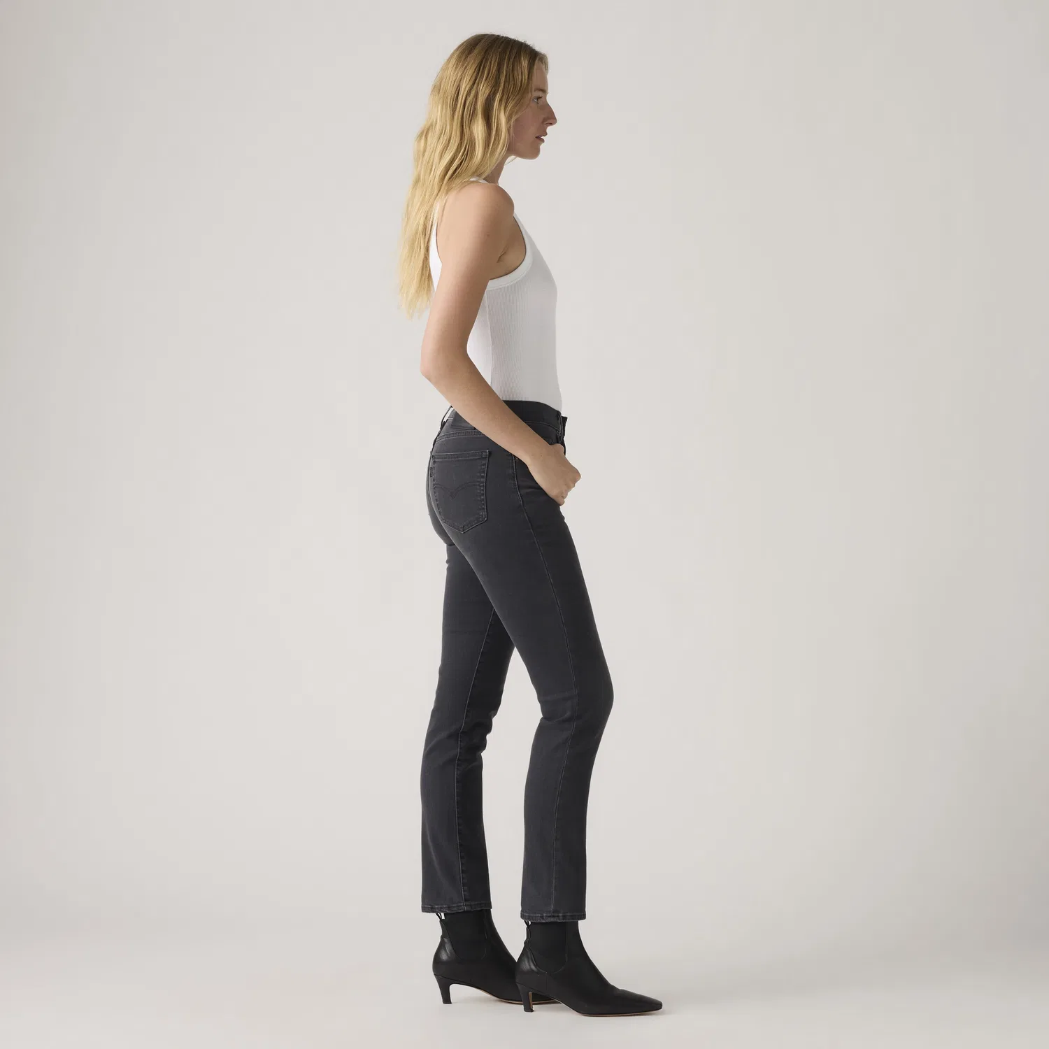 Женские джинсы прямого кроя с высокой посадкой 724 Levi's, Black — фото 4