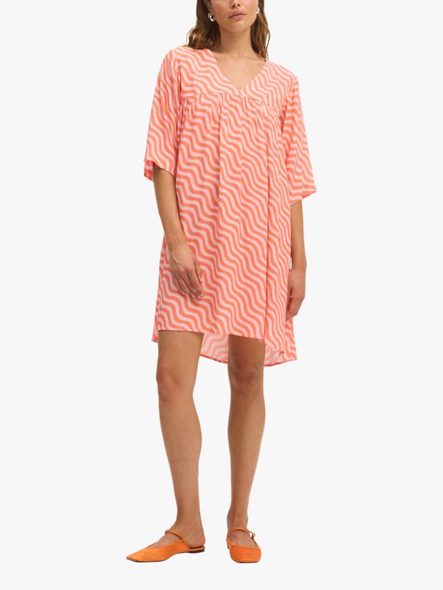 

Мини-платье Carol Geometric SUMMERY Copenhagen, Camellia 652