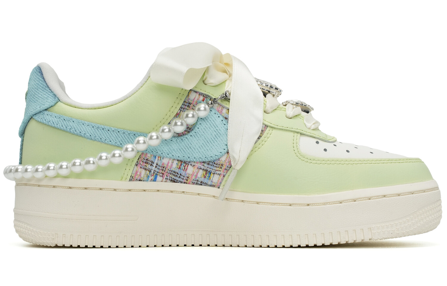 

Женские кроссовки для скейтбординга Nike Air Force 1, Light Green
