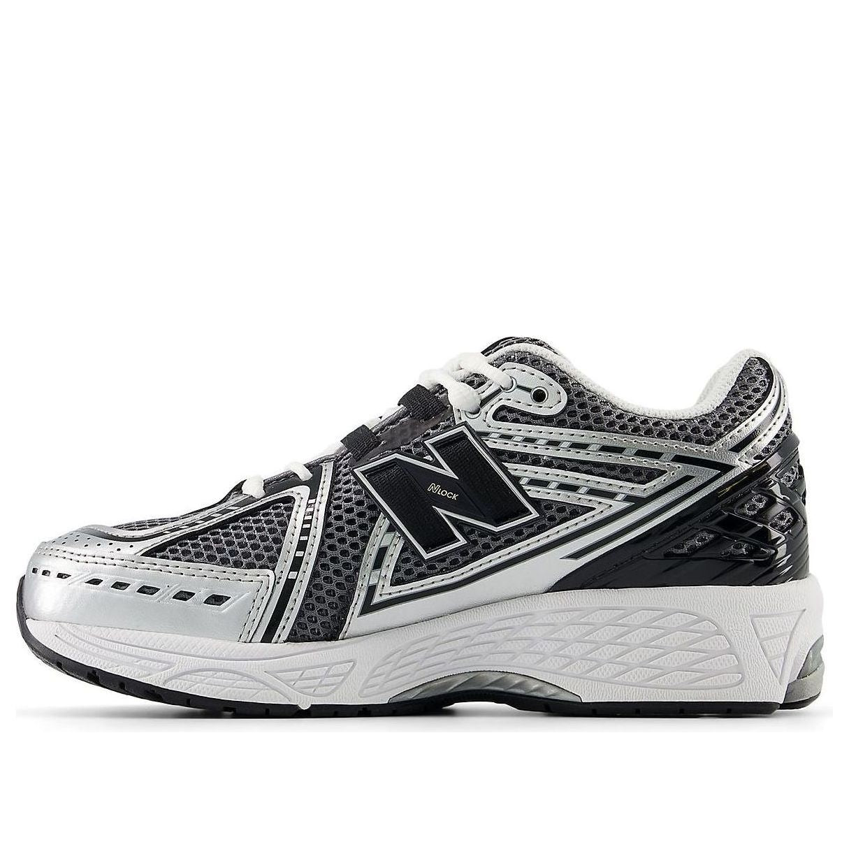 

(GS) New Balance 1906R 'Silver Metallic Black'