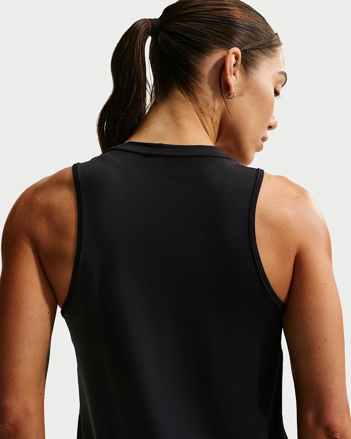 Женский топ Nike One Classic Dri-FIT, Black/White — фото 2