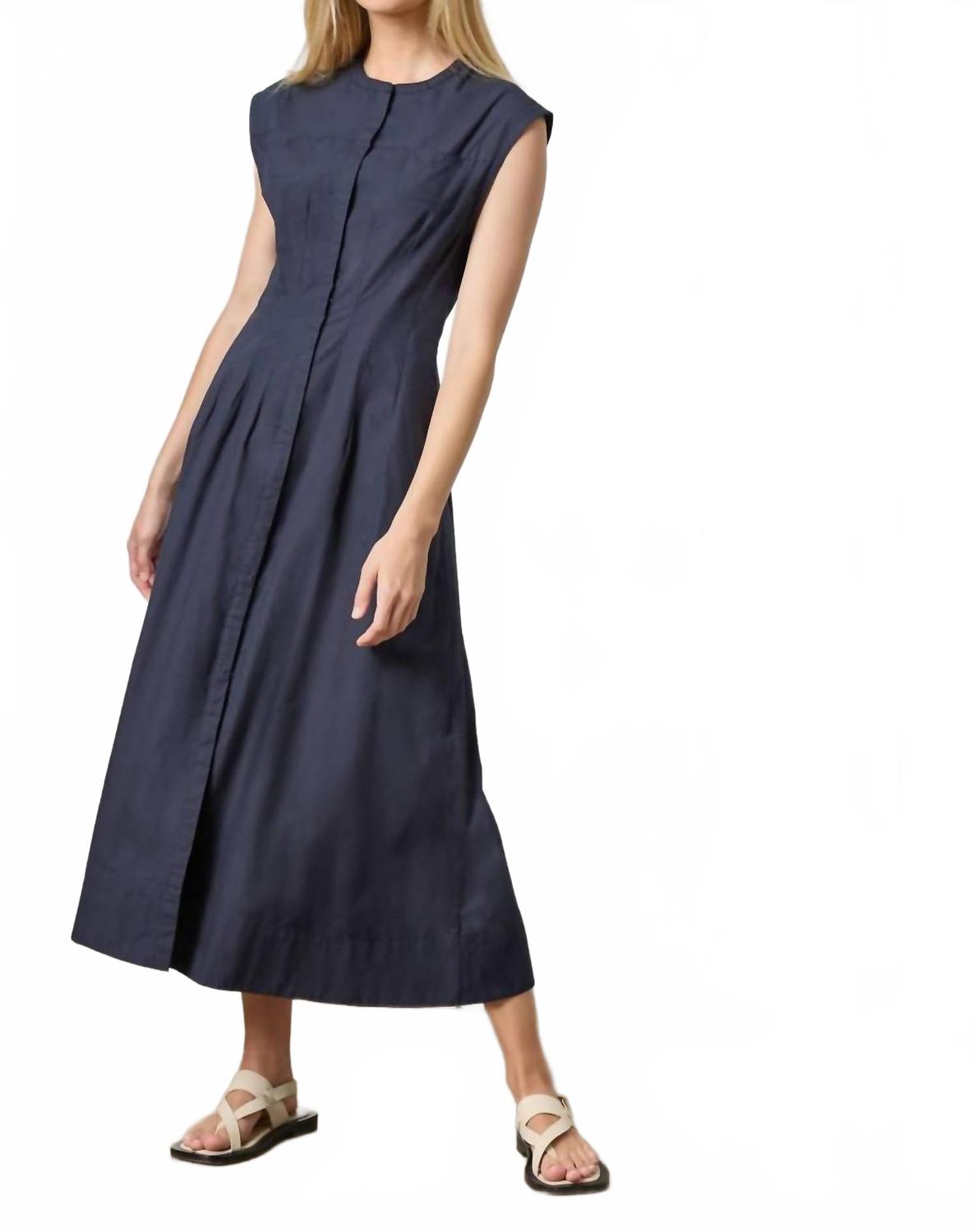 

Макси-платье с рельефными швами в темно-синем цвете Lilla P