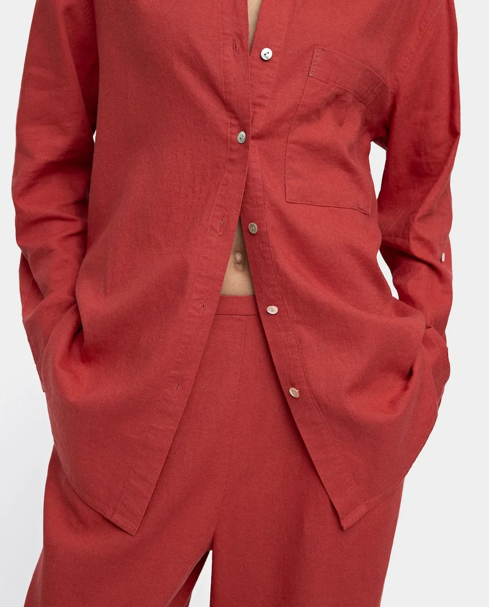 

Однотонная женская рубашка с длинными рукавами Parfois, красный