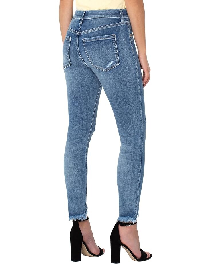 

Джинсы Liverpool Los Angeles Gia Glider Curved Fray Hem in Johnson, цвет Johnson