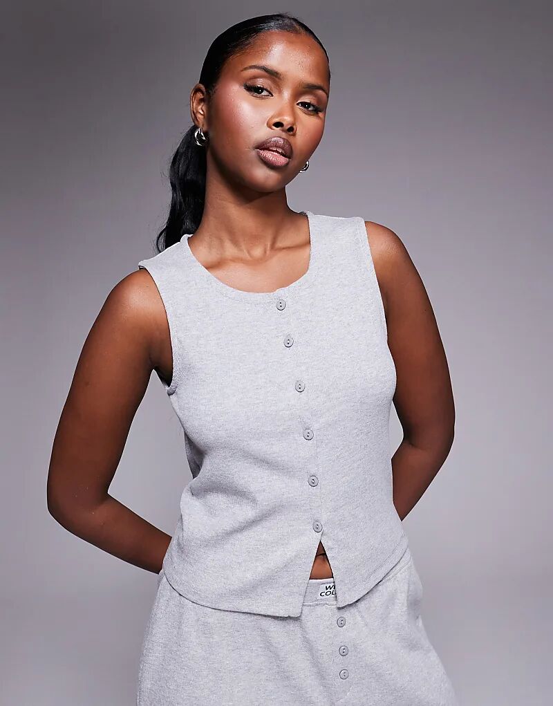 

Жилет Weekend Collective в рубчик, цвет «серый вереск» — часть комплекта Asos Weekend Collective