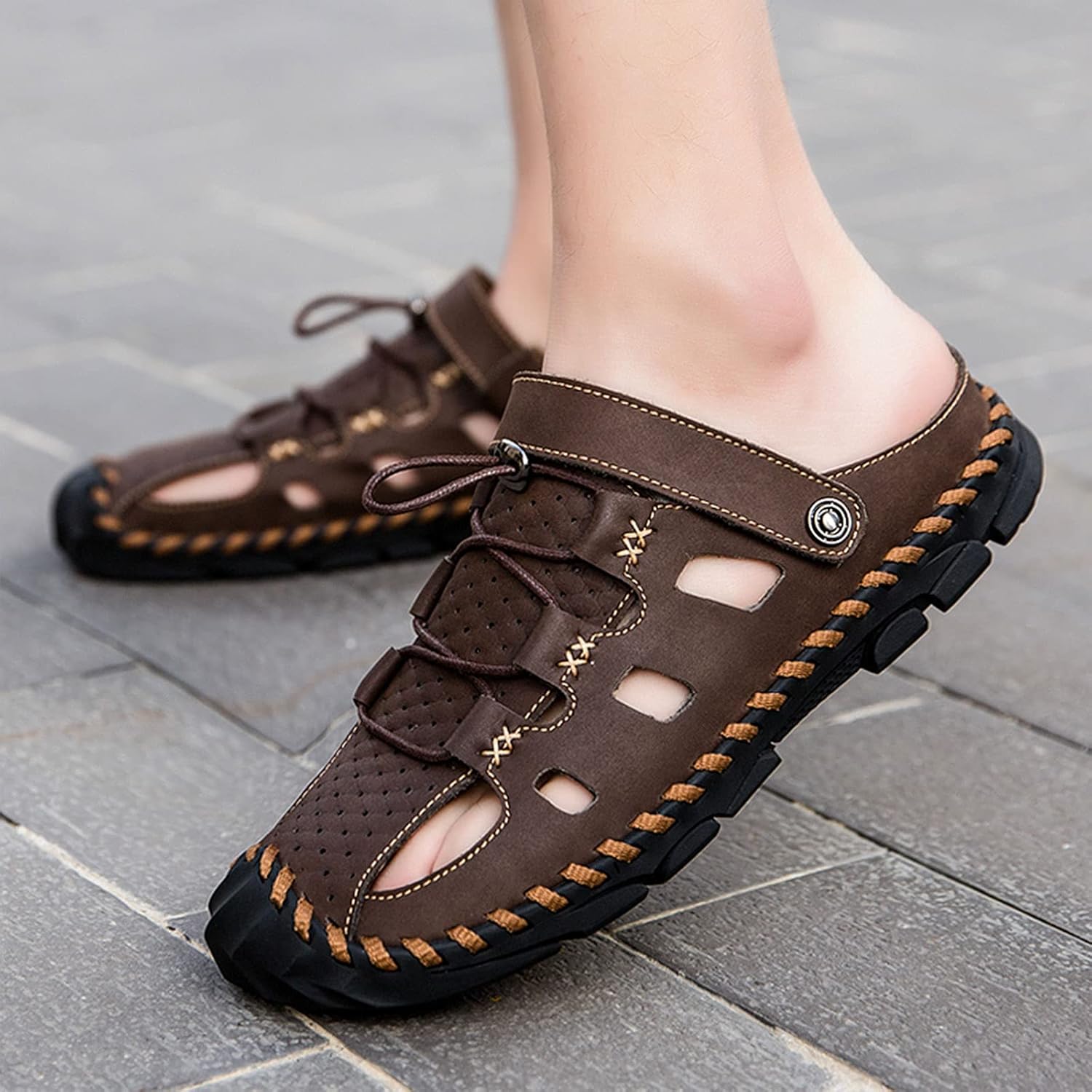 

Кожаные сандалии, летние пляжные тапочки, мужские тапочки для комфорта, уличная обувь, модные легкие сандалии, регулируемые, с закрытым носком для ходьбы и вождения (Цвет: черный-B, Размер: EUR 45) Tucy