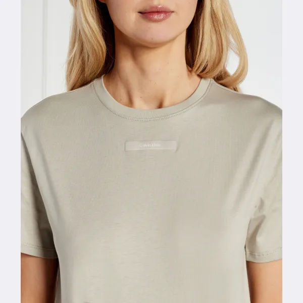 Футболка стандартного кроя Calvin Klein, бежевый — фото 4