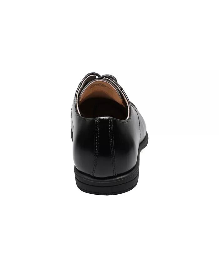 Маленькие мальчики показывают туфли-оксфорды Cap Toe Jr Florsheim, черный — фото 3
