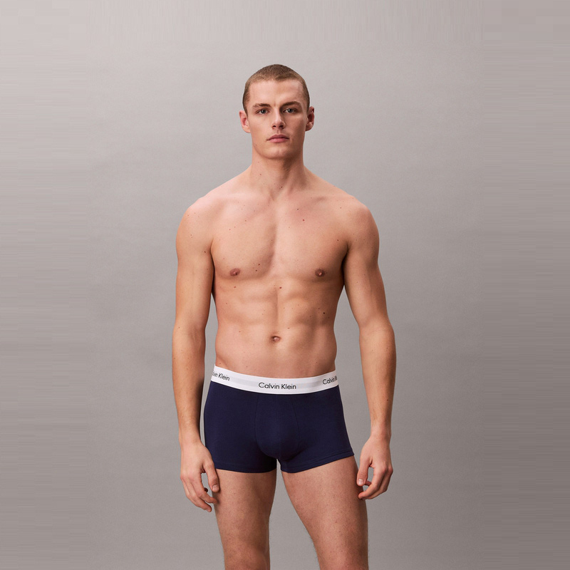 Мужские трусы, комплект из 3 штук, разноцветные Calvin Klein, i03-marine синий/maple leaf красный/moon белый — фото 3