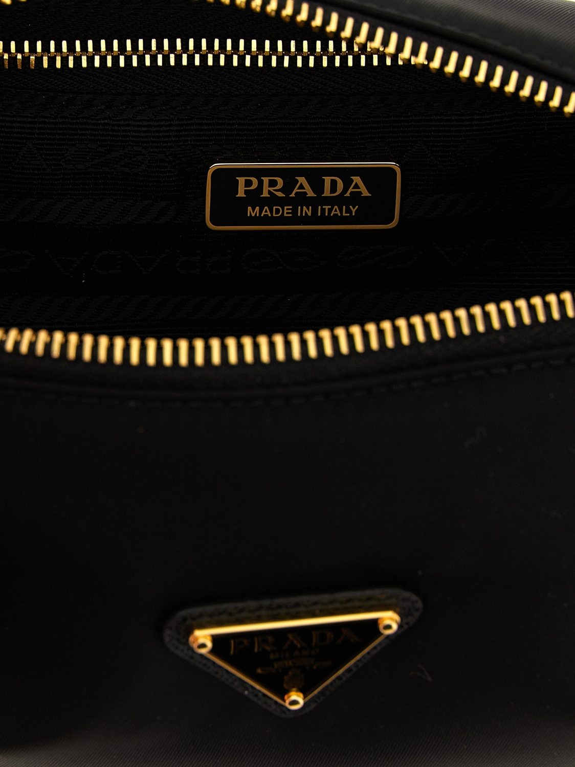 Сумка на плечо с треугольным логотипом Prada, черный — фото 4