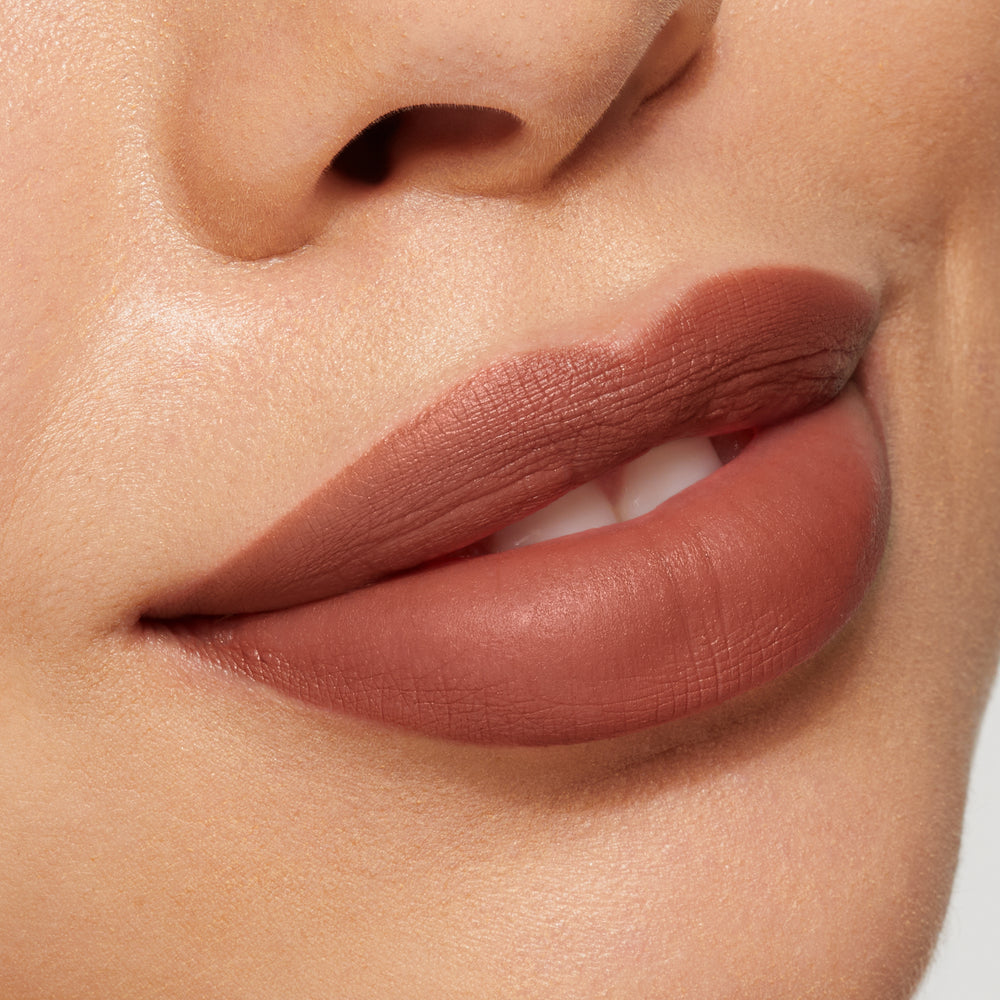 

Помада Kylie Cosmetics Matte Lipstick, warm brown/You Could Never