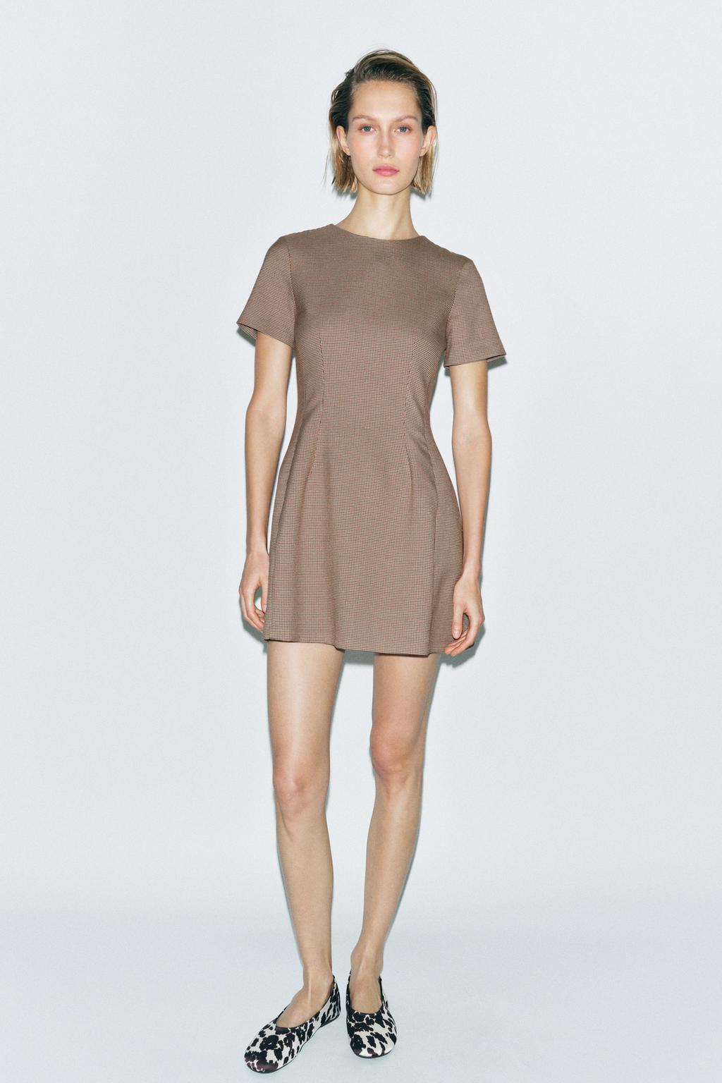 

Платье в клетку с плиссами ZARA, цвет Toffee