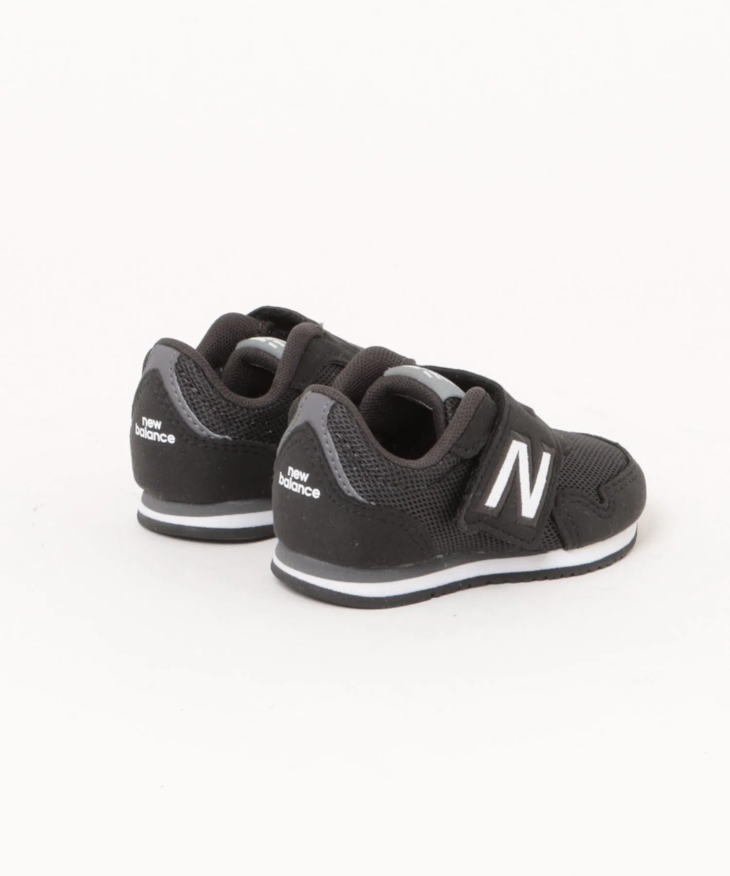 Детские кроссовки New Balance IV323BK чёрные — фото 3