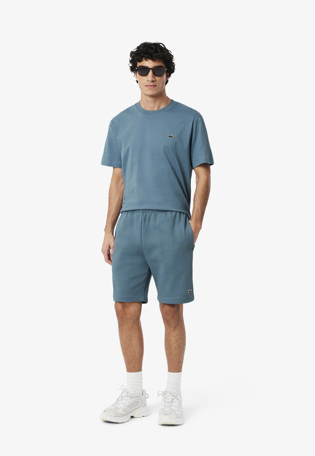 

Шорты Pantaloni sportivi Lacoste, синий