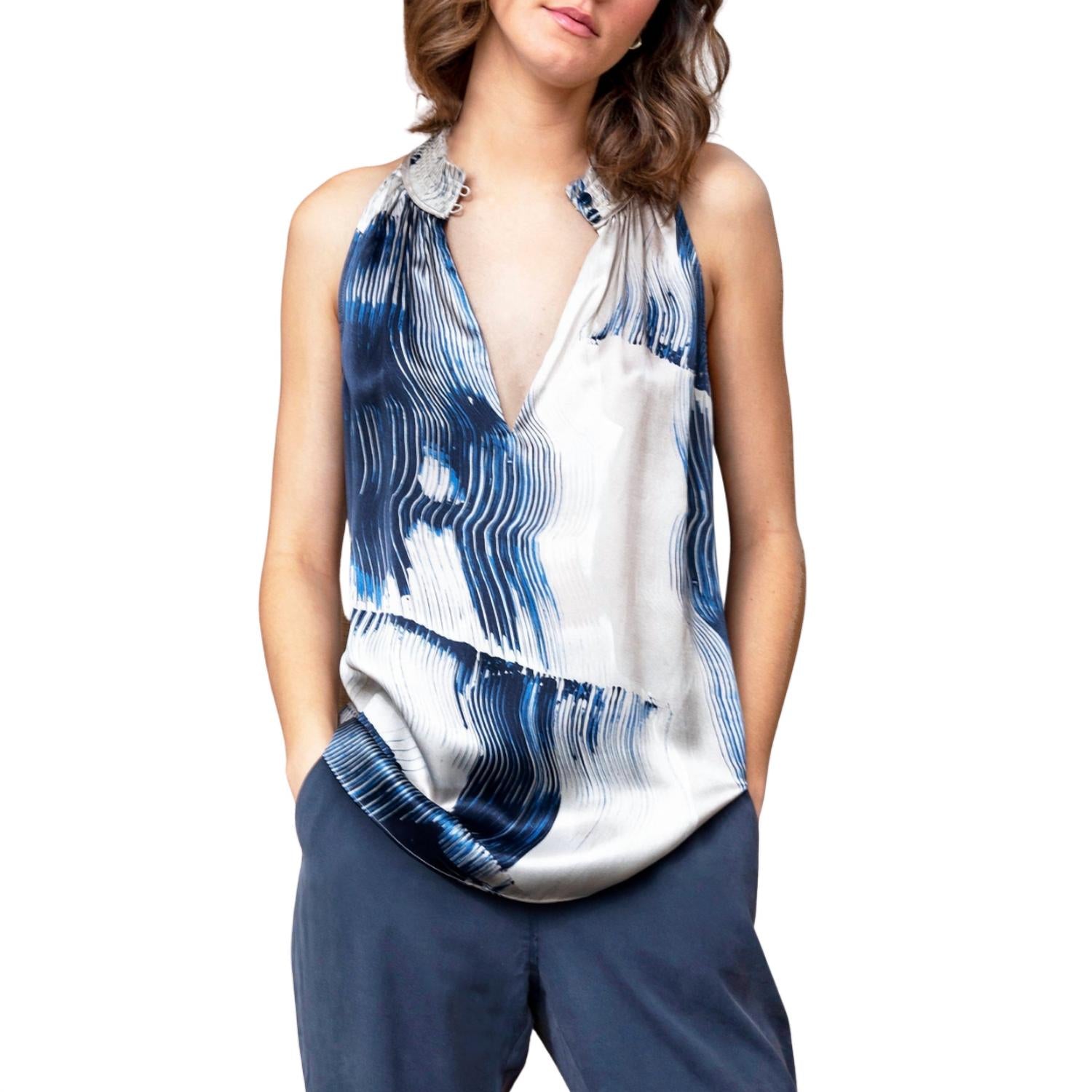 

Go Pleats Please Cutaway Print Блуза In Lines In The Sand Go by Go Silk