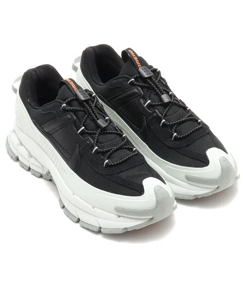 Кроссовки для города с защитой от влаги Nike Zoom Vomero Roam SP чёрные