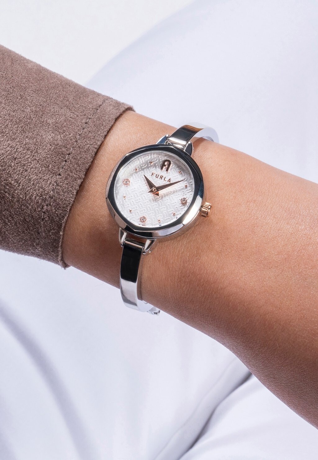 

Часы Furla Petite Bangle Furla, цвет silver tone
