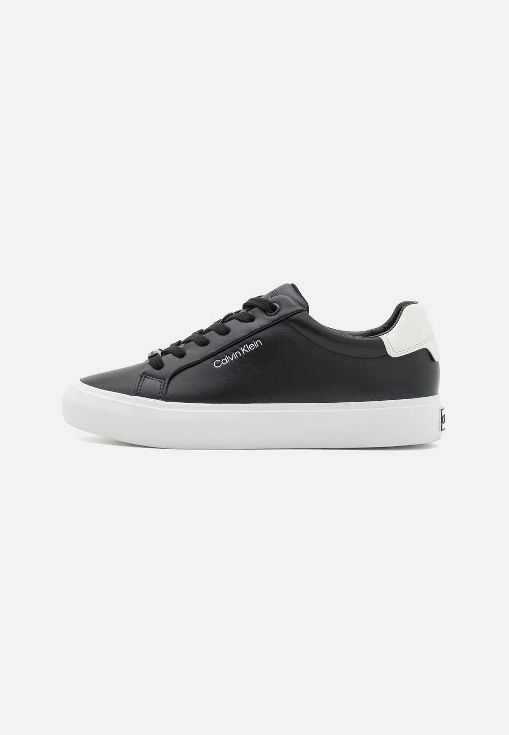 

Низкие кроссовки Lace Up Calvin Klein, цвет black/white