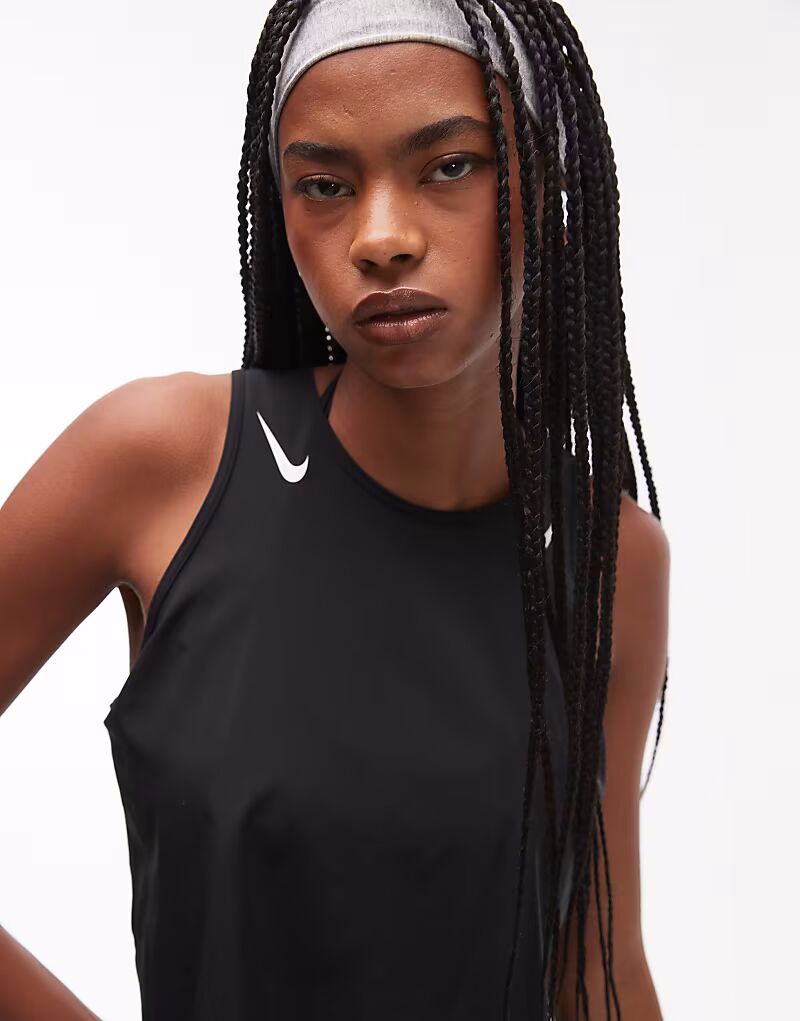 Топ Running Aeroswift Dri-FIT plisse черного цвета Nike Running — фото 2