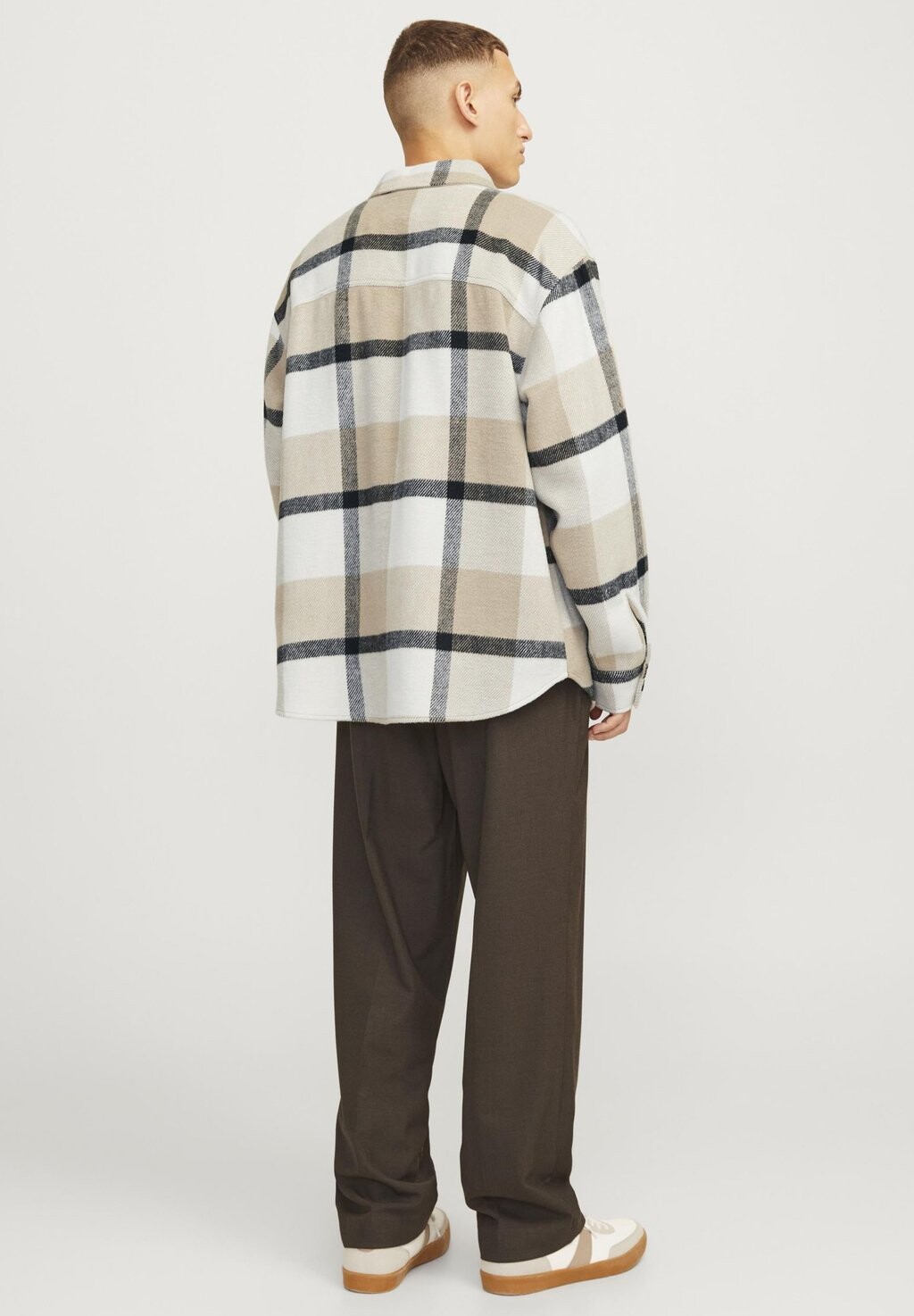 

Летняя куртка JJEBRADLEY OLLIE Jack & Jones, бежевый
