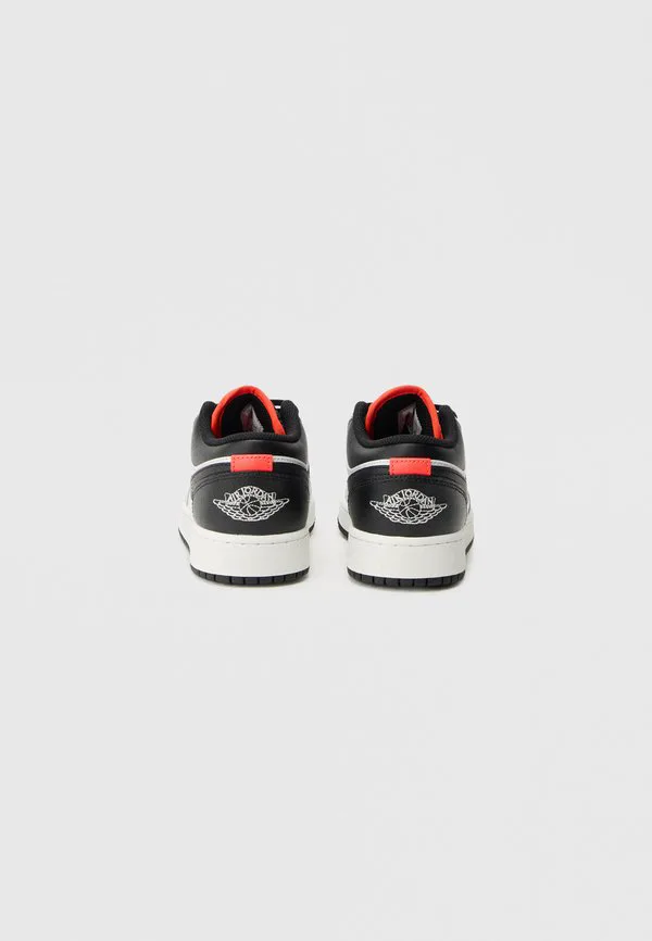 Кроссовки air jordan 1 low унисекс Jordan, Black/Summit White/Neutral Grey/Infrared — фото 3