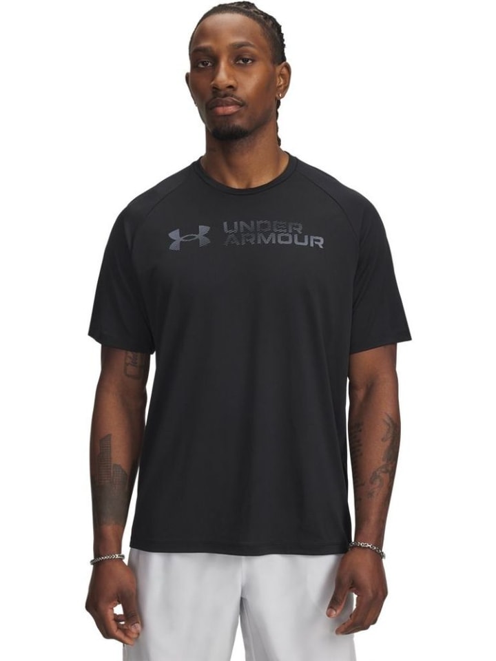 

Спортивная футболка Tech Reflective T-Shirt черного цвета Under Armour