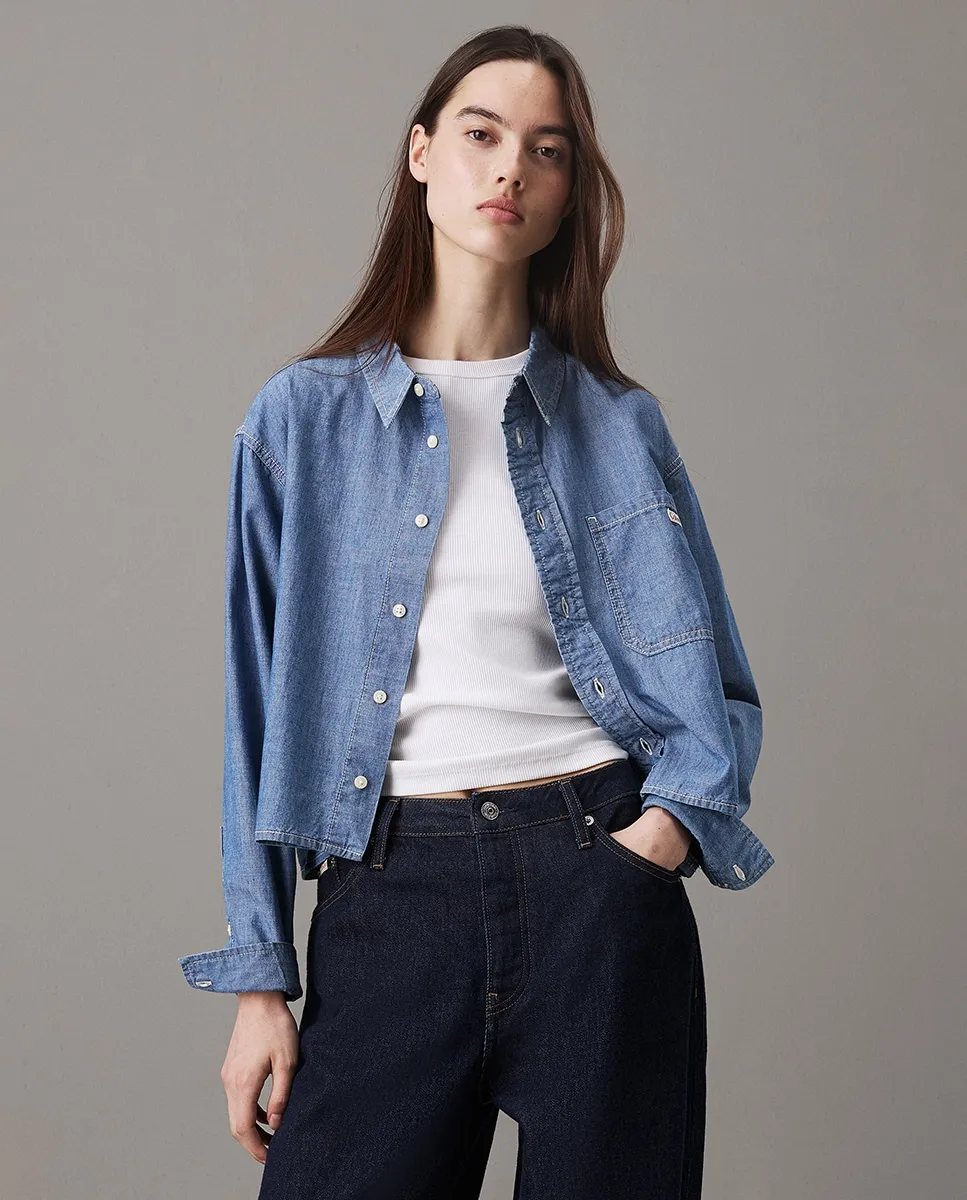 

Женская укороченная джинсовая рубашка Calvin Klein Jeans, синий