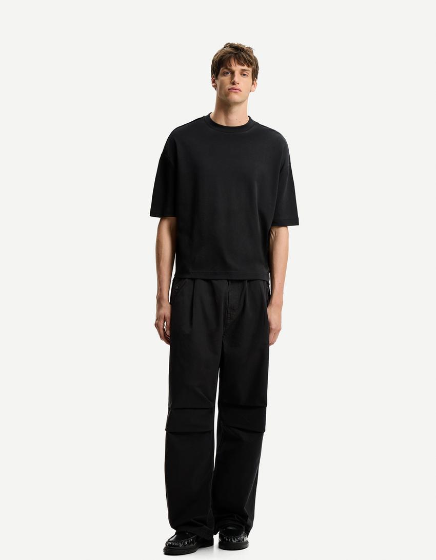 

Очень мешковатые парашютные брюки Bershka, черный