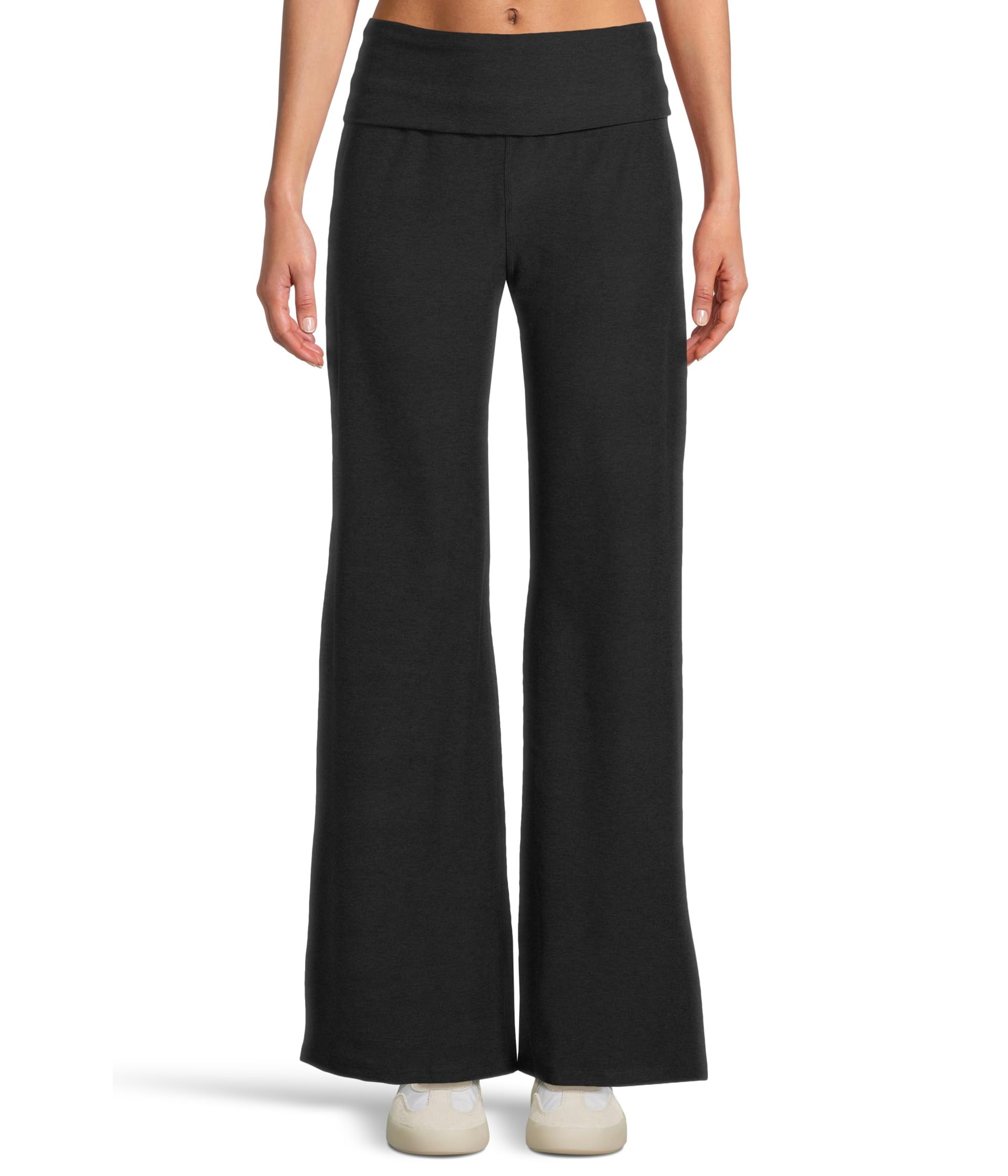 

Брюки Beyond Yoga Spacedye Foldover Wide Leg Pants, цвет Darkest Night