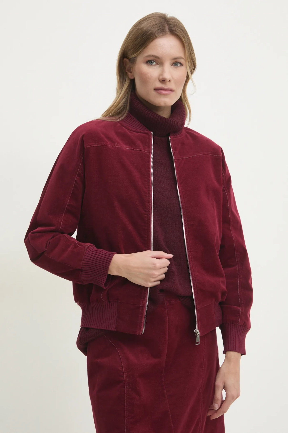 

Куртка-бомбер Answear Lab, красный