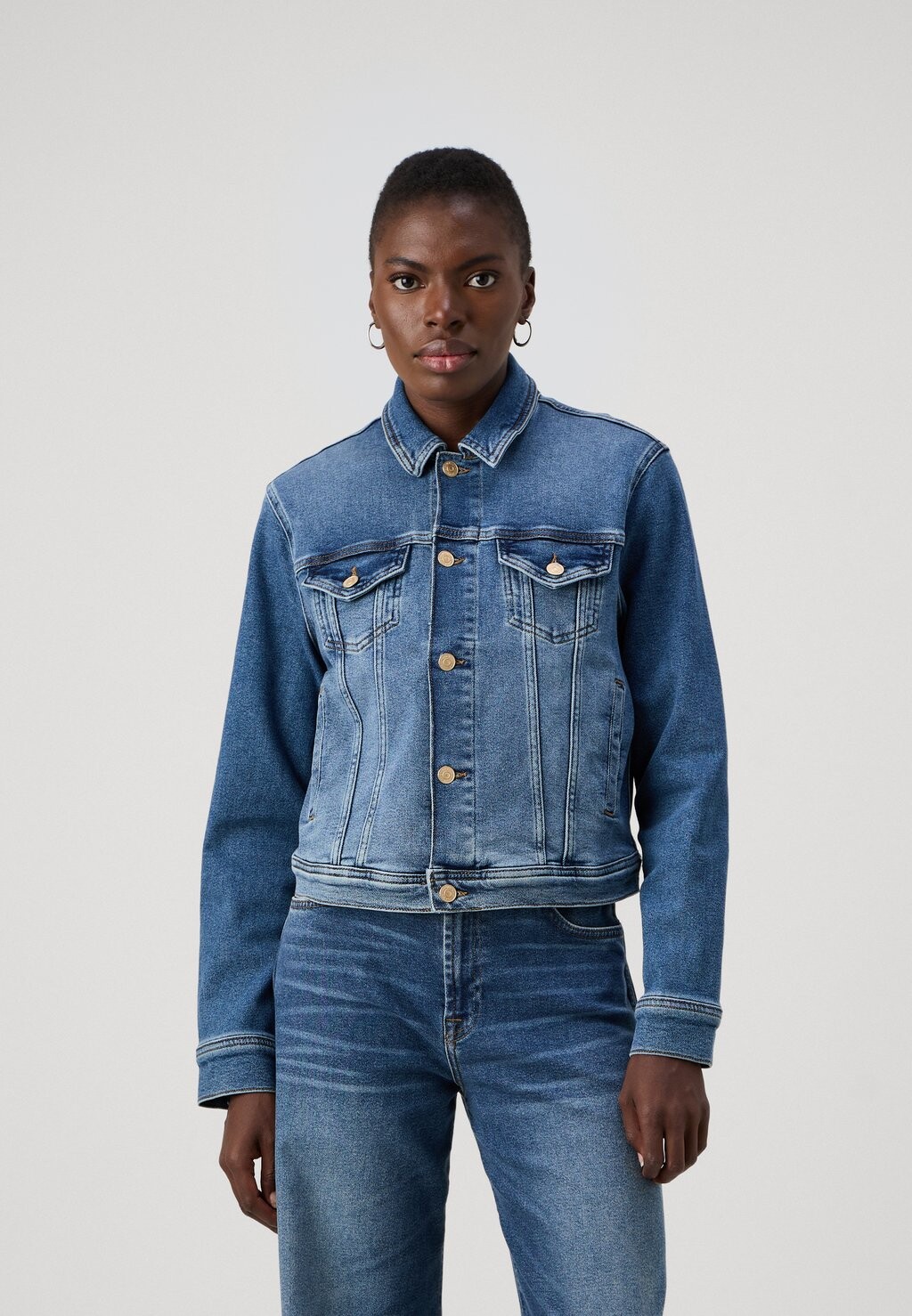 

Джинсовая куртка CLASSIC TRUCKER 7 for all mankind, светло-голубой