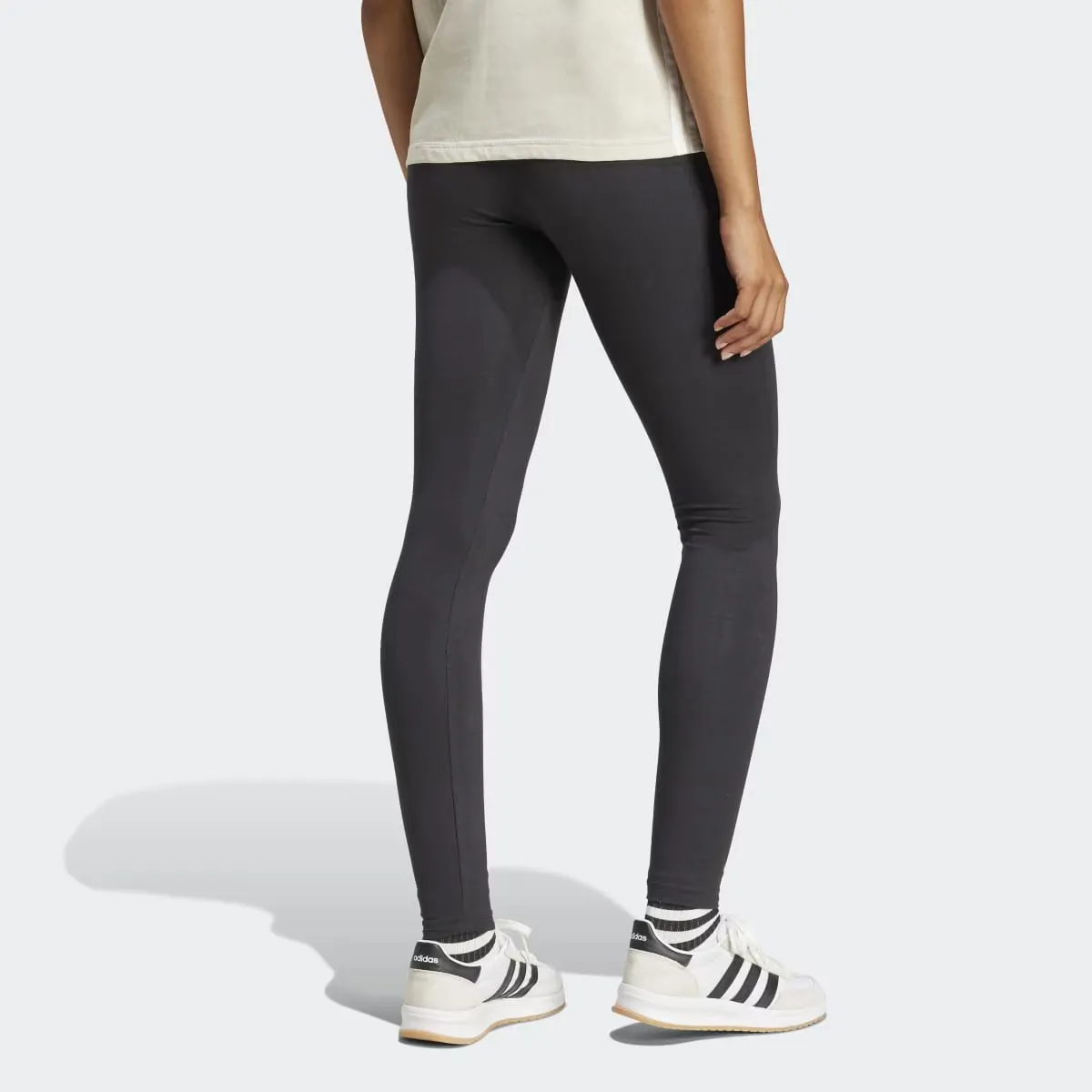Женские леггинсы Adidas Essentials с большим логотипом из хлопка, черный — фото 2