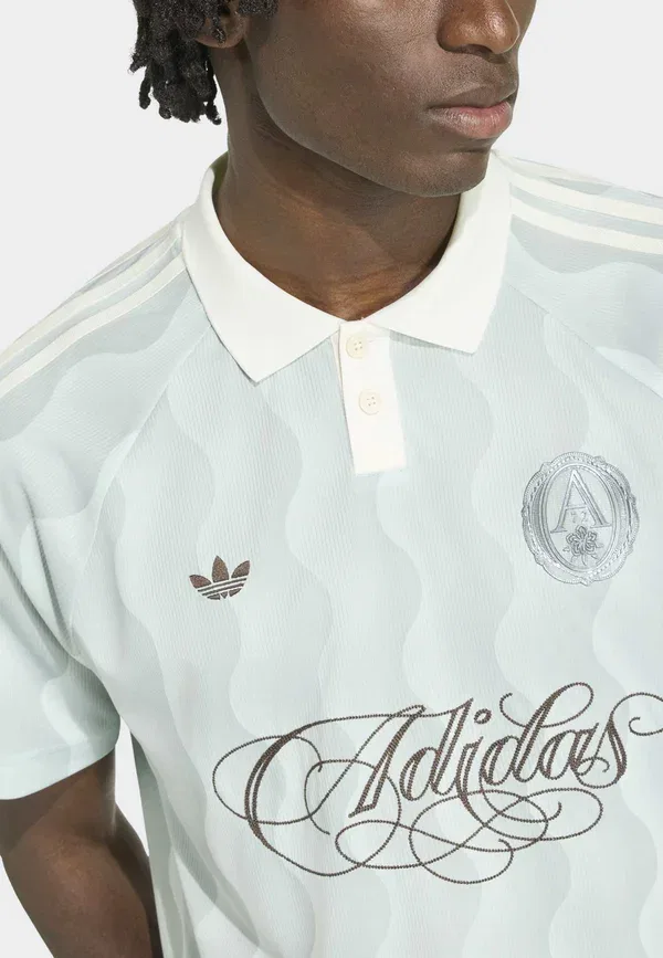 Футболка поло Adidas Originals, цвет шалфей — фото 4