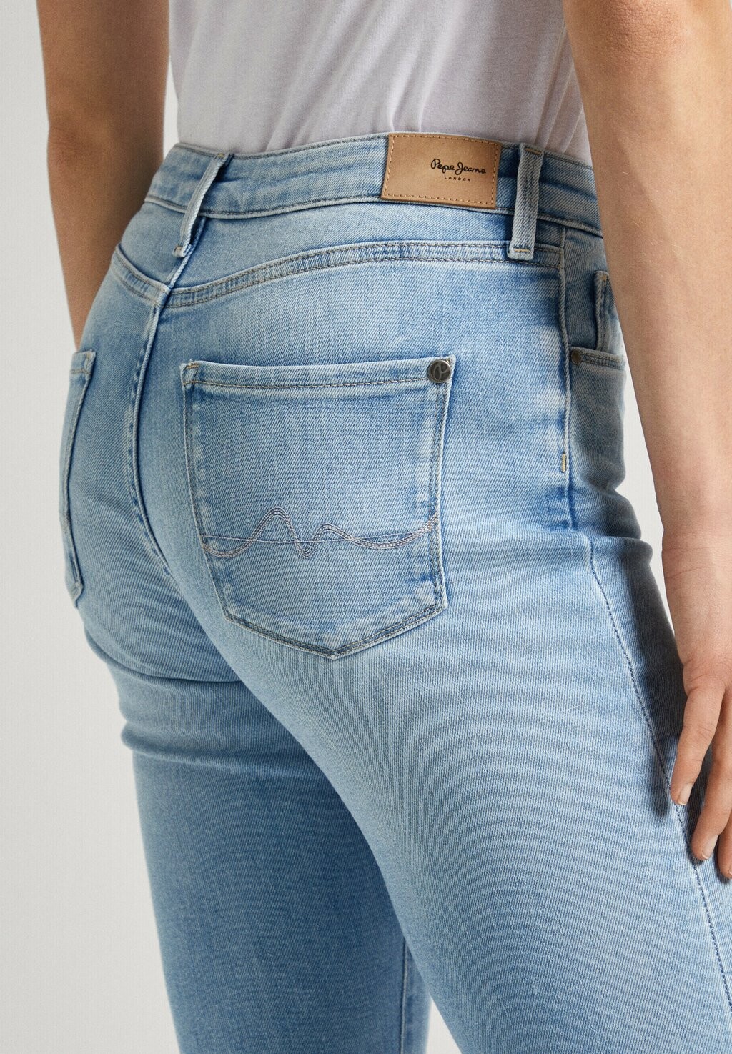 

Джинсы облегающего кроя SLIM FIT Pepe Jeans, синий деним