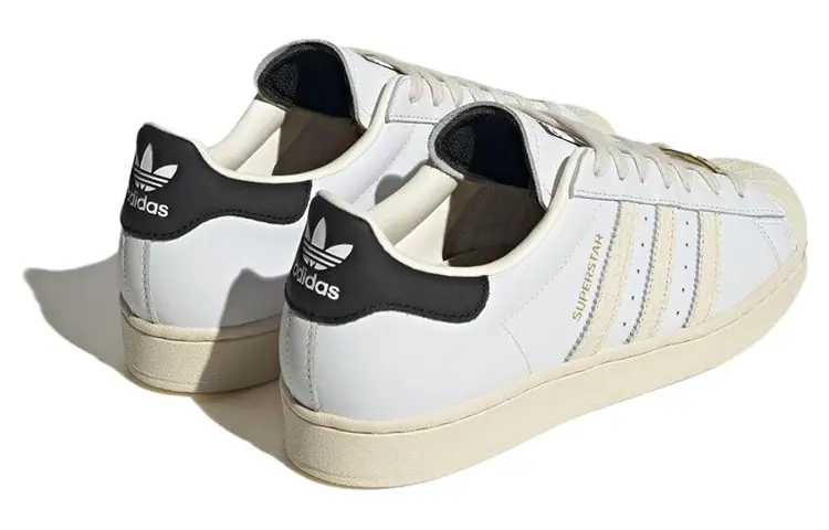 Кроссовки Superstar Adidas Originals 'Debossed Stripes - Wonder White Black' — фото 4