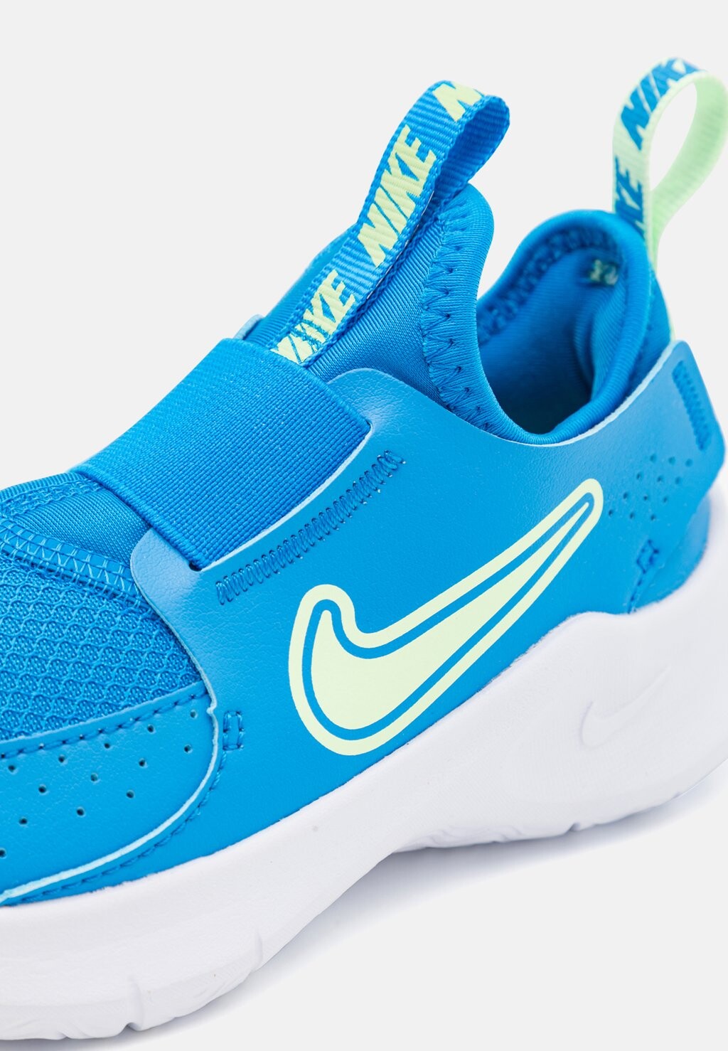 

Нейтральные кроссовки Flex Runner 3 Unisex Nike, фото синий/зеленый пар