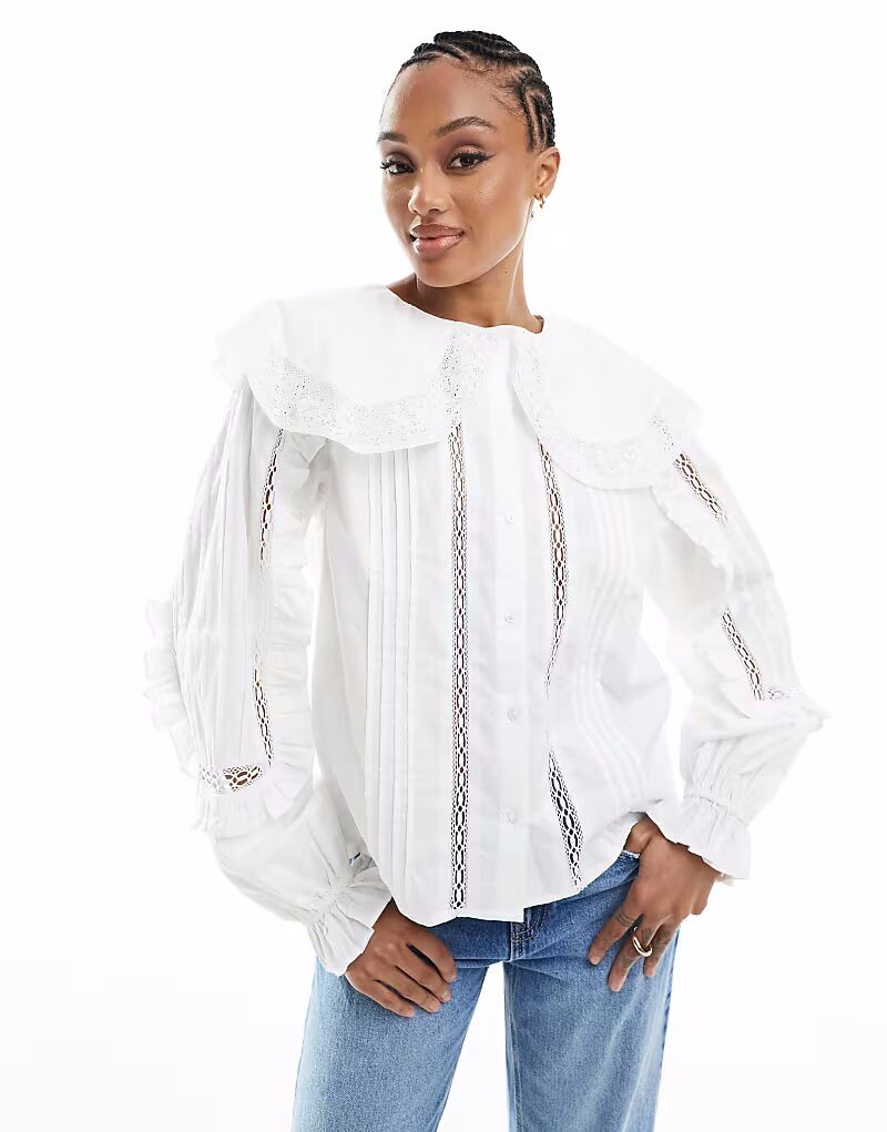 

ASOS DESIGN Высокая блузка-рубашка с вышивкой и кружевными вставками цвета слоновой кости с большим воротником ASOS Tall