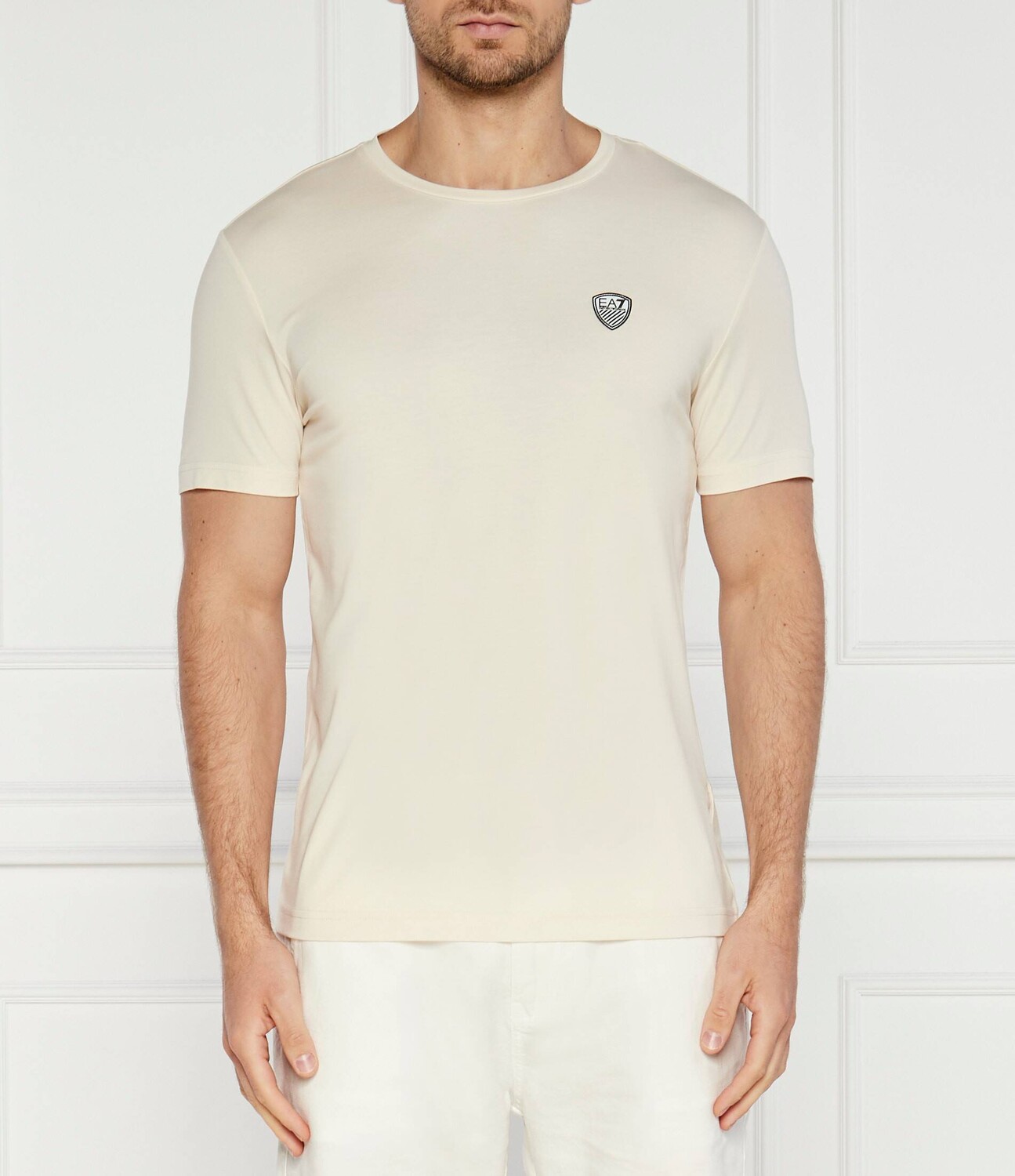 

Футболка EA7 Regular Fit, кремовый