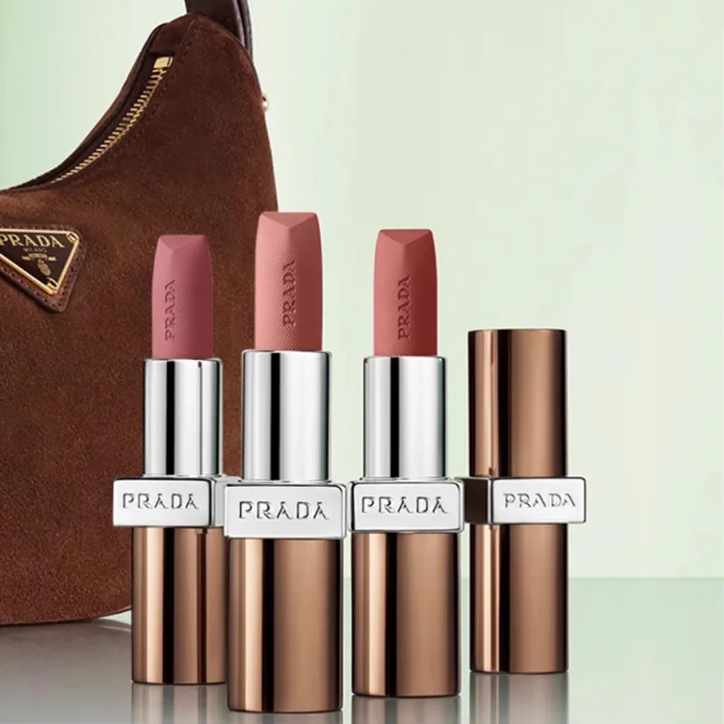 PRADA Набор легких помад для наслаивания Ultimate Colors, Two-Piece Set: Matte Lipstick #B101+Matte Lipstick #B109 — фото 4