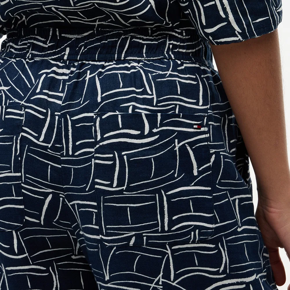 Женские льняные брюки свободного кроя небесно-голубые от Tommy Hilfiger Women — фото 4
