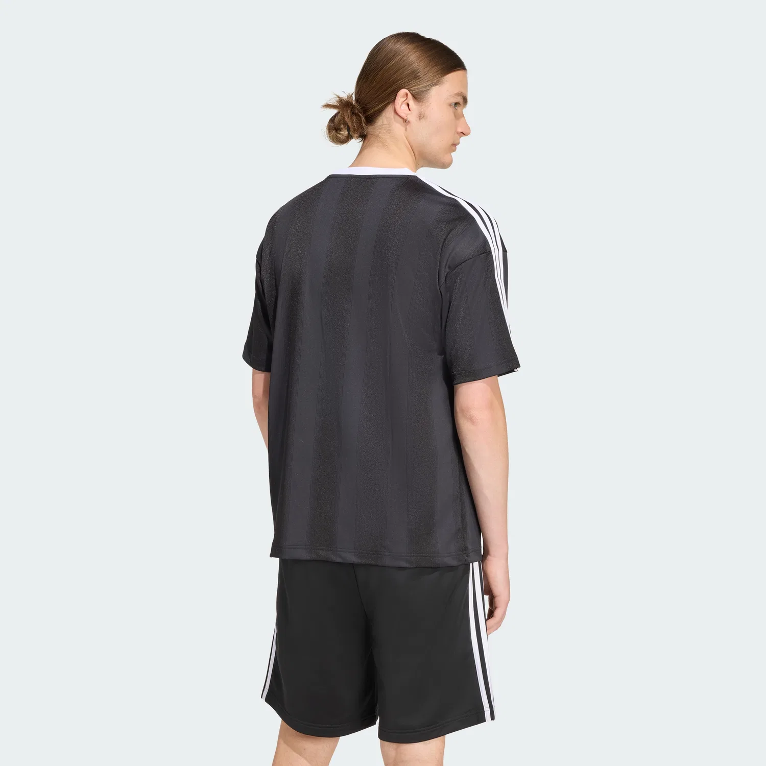 Мужская футболка Adicolor Jacquard Jersey от Adidas — фото 2