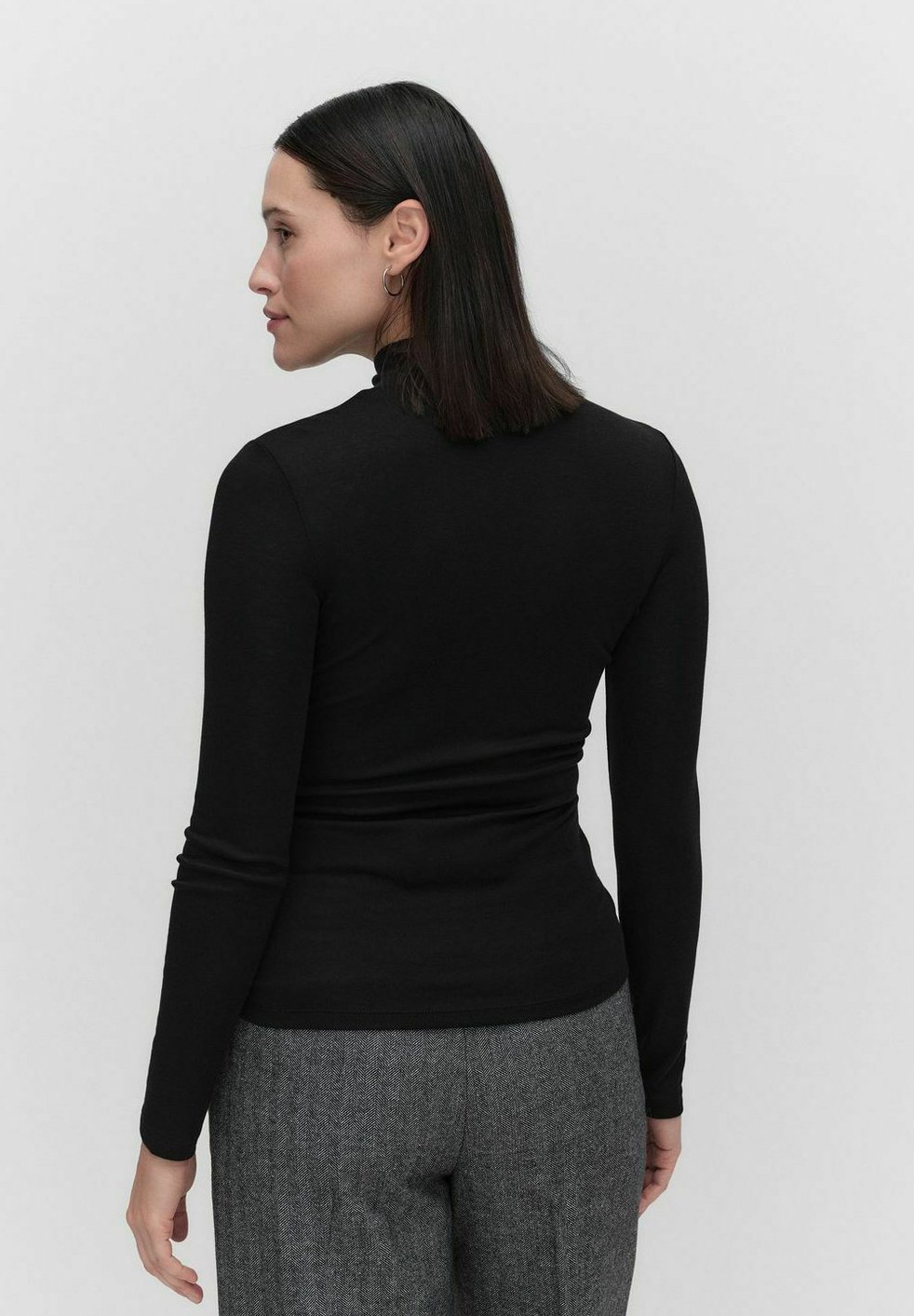 

Топ с длинными рукавами APRILLO TURTLENECK Dobber, черный