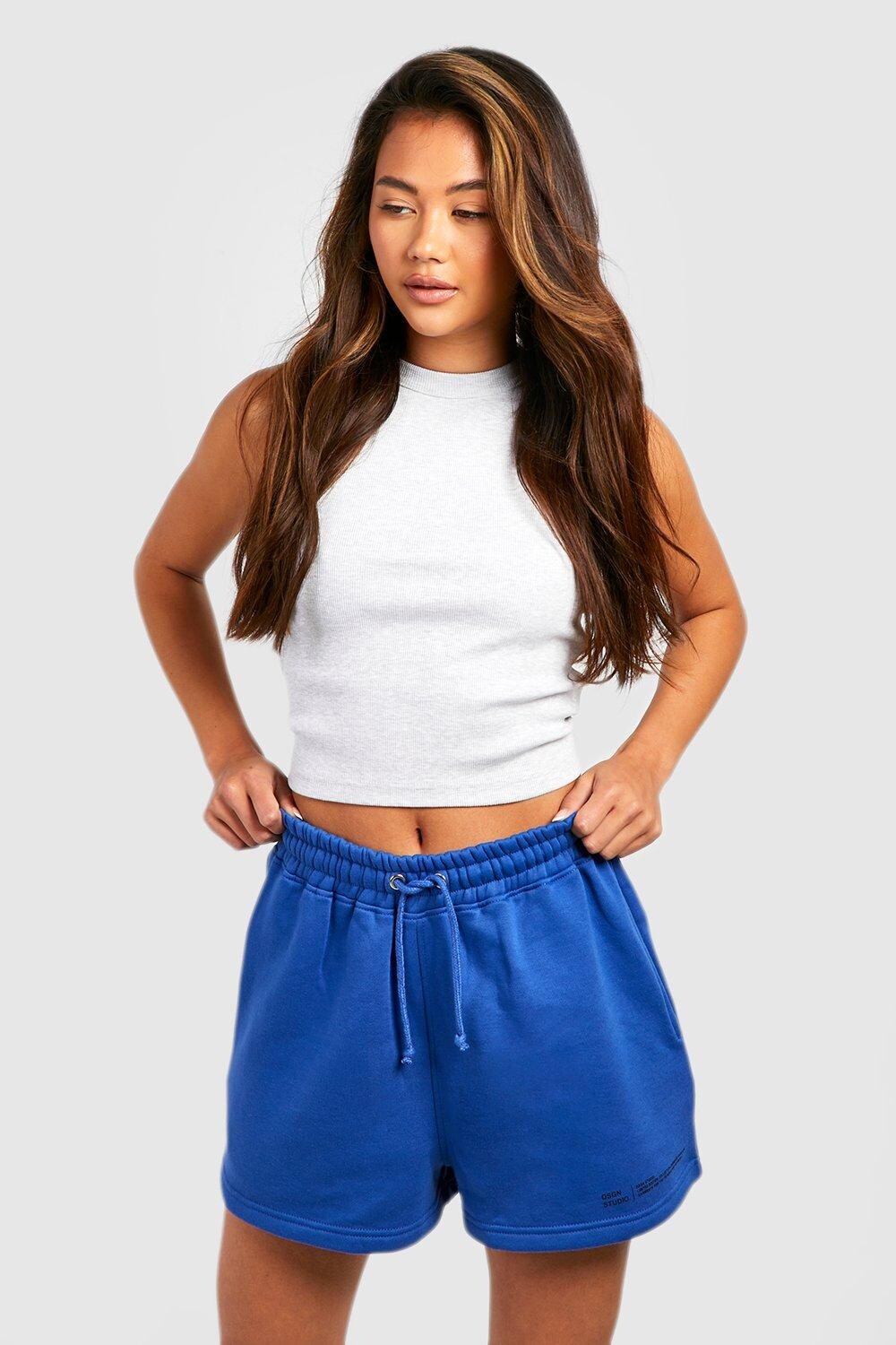 

Спортивные шорты с текстовым принтом и слоганом Dsgn Studio boohoo, синий
