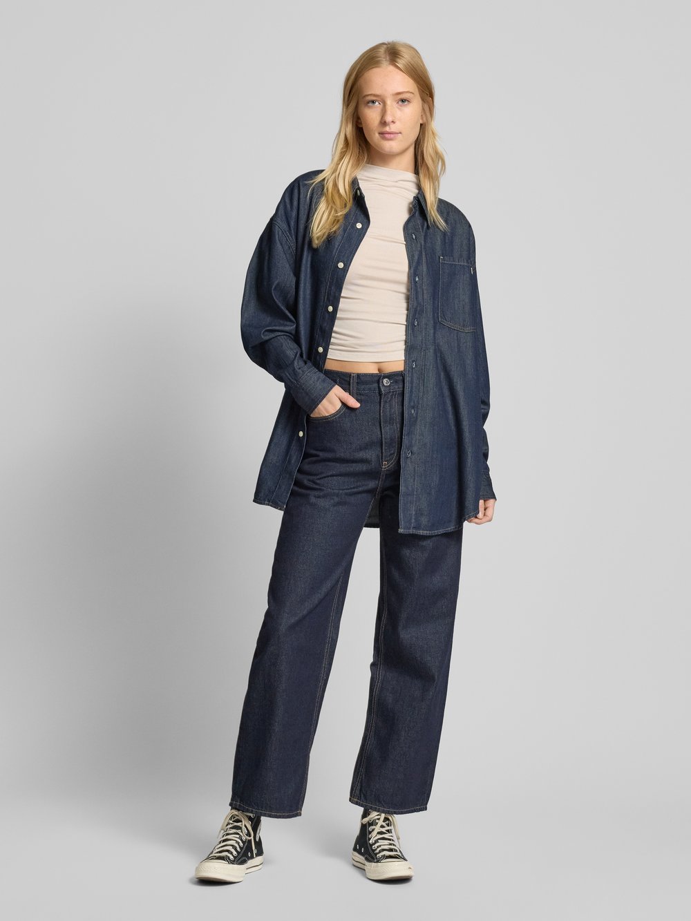 

Рубашка джинсовая свободного кроя с нагрудным карманом Calvin Klein Jeans