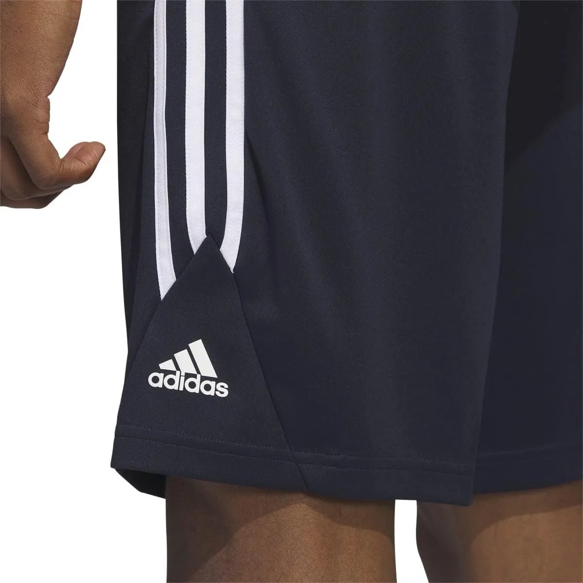 Шорты баскетбольные adidas Originals Legends 3-Stripes — фото 3