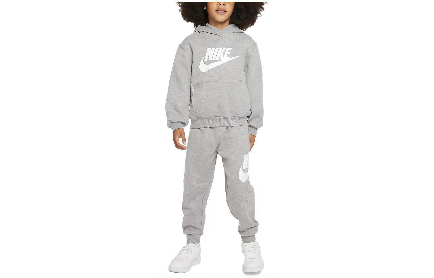 Повседневная спортивная серая детская футболка Nike — фото 2