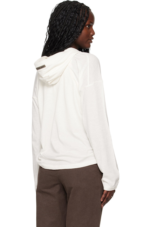 Fear Of God Essentials Классическая толстовка с длинными рукавами Off-White с вышивкой на тему праздников — фото 3