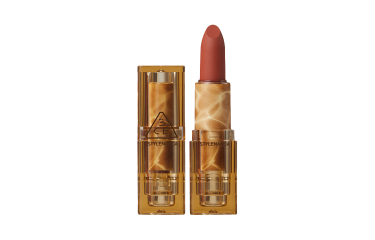 Помада для губ 3CE Soft Matte Lipstick #SENSUAL BREEZE, цвет красной фасоли, 3,5 г — фото 3