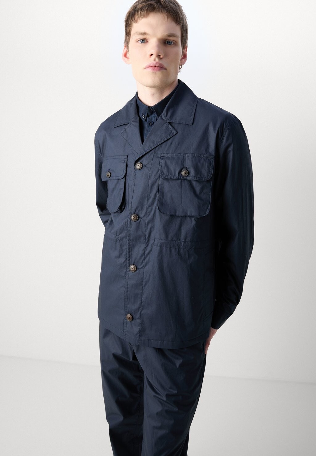 

Летняя куртка SERGE JUNGLE JACKET Les Deux, темно-синий