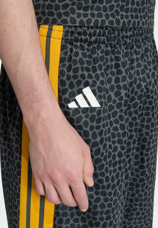 Спортивные шорты для выездных баскетбольных матчей dbb Adidas Performance, Grey Six — фото 4
